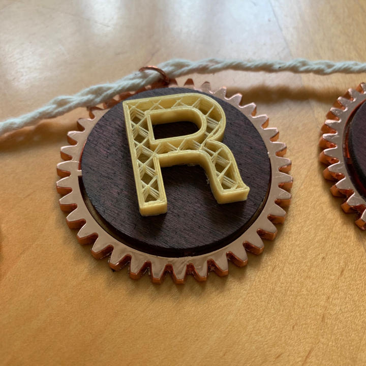 Letter R, showint the true Helvetica font